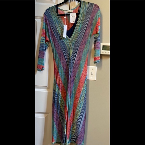 New Trina Turk dress - Picture 2 of 8